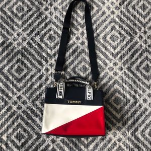 Tommy Hilfiger purse